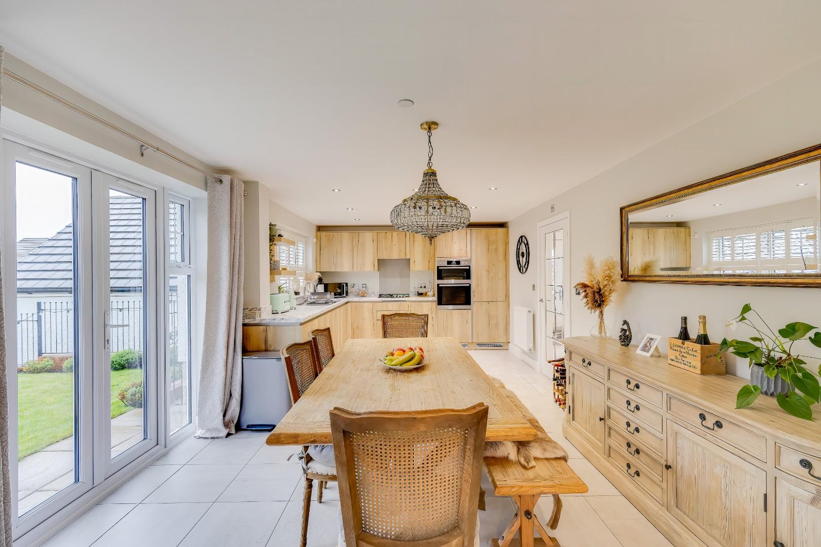 8 Cae Ffynnon, Cowbridge, CF71 7FJ